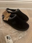 Tofflor UGG Tasman Slip-On strl 42