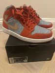 Air Jordan 1 MID SE