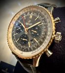 Breitling Navitimer B01, Chronograph, guld ring.