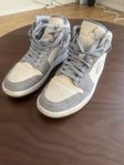 Jordan 1 mid coconut milk 