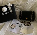 Authentic CHANEL Matelasse Chain Shoulder Crossbody Bag GHW