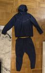 Nike Tech 2 olika set