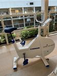 Träningscykel Monark Cardio Care 827 E