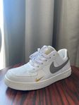 Nike Air Force One Skor