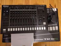 Roland TR-8S