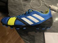 Adidas fotbollsskor (nya)