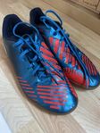 Adidas Fotbollsskor/Gympaskor inomhus 43.5