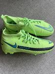 Nike Phantom fotbollsskor 