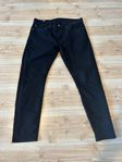 Levi’s 512 Slim Tapered Fit Svart Jeans