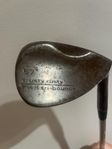 Cobra trusty rusty wedge 57g