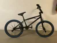 BMX cykel