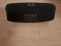 JBL Charge 5 Bluetooth högtalare 