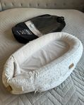 Voksi babynest i beige