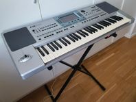 Korg Pa50 Keyboard/Synthesizer med Floppy Disk 