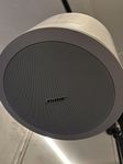 Bose FreeSpace DS 100F med Pendant Mount Kit i fint skick