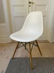 Vitra Eames stolar