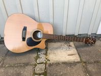 Takamine G-series stålsträngad gitarr