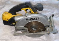 Kraftfull DeWalt cirkelsåg 36V DC300