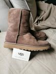 UGGs Classic II Short. Stormy Grey. Stl.36