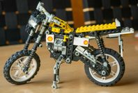 Motorcykel Lego Technic 8838. 