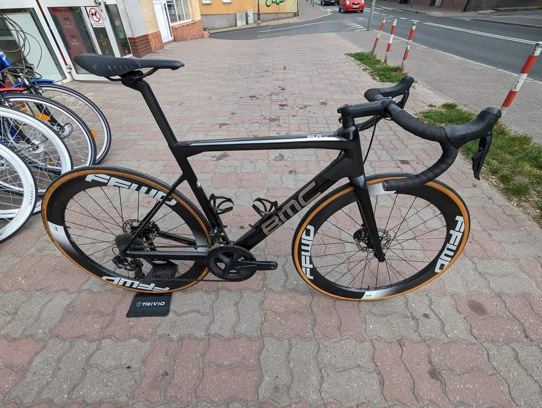 BMC TEAMMACHINE SLR2 FFWD 