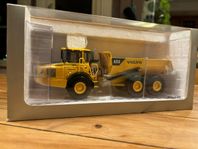 Volvo A25D modell i metall - skala 1:50 Mint Condition