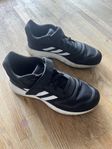 Adidas gympasko stl 34