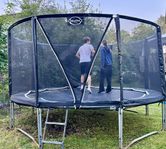 Studsmatta från Trampolinspecialisten och ACON AirRoll