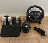 Logitech G29 racerratt, växelspak och pedaler