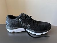 Under Armour Charged Gemini träningssko/allround sko