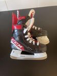 CCM Jetspeed youth skates strl 28