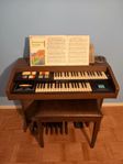 El orgel Hammond 123J3