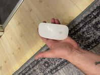 Apple Magic Mouse (vit) gamla versionen.