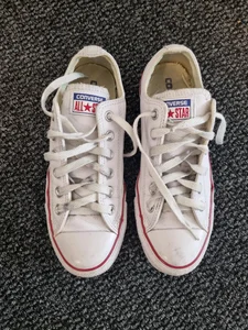 Converse Klader skor saljes i Vasternorrland Blocket