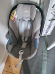 Babyskydd(Cybex) Bilbarnstol Maxi-Cosi