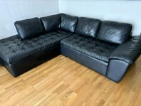 Hörnsoffa i läder/corner leather sofa