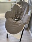 Newbornset till Stokke steps matstol bounser