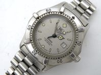 TAG Heuer 2000 Series, Model 962.215 – Quartz, Silver Dial