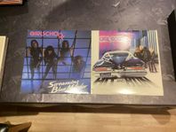 GIRLSCHOOL två vinylskivor.