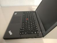 Lenovo ThinkPad X240 med en ny dockningsstation