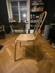 Fyra Stolar / Four Chairs Brass color, Light