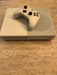 Xbox one S i fint skick!