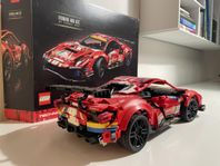 Ferrari 488 GTE “AF Corse #51” - Lego Technic 42125