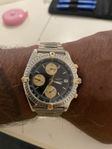 Breitling Chronomat B13050 armbandsur i 18k guld och stål 