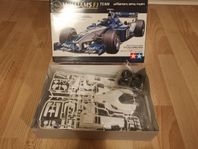 Tamiya 20055 1/20 Williams BMW FW24 F1. Sista av 4st.