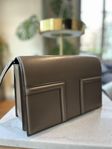 TOTEME T-flap bag taupe 