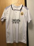 Real Madrid t-T-shirt och short 