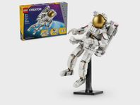 LEGO Creator 31152 astronaut + 31134 space shuttle