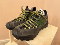 Oanvända Scarpa Rove GTX 42 1/2