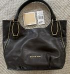 Michael Kors Vanessa